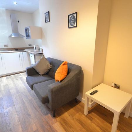 Premier Lodge Central Wolverhampton Bagian luar foto