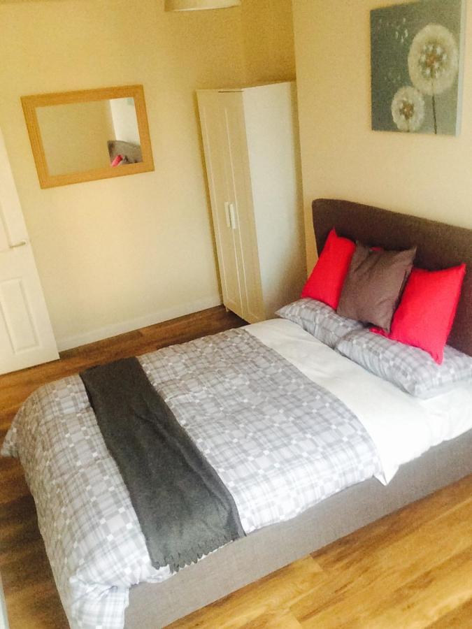 Premier Lodge Central Wolverhampton Bagian luar foto