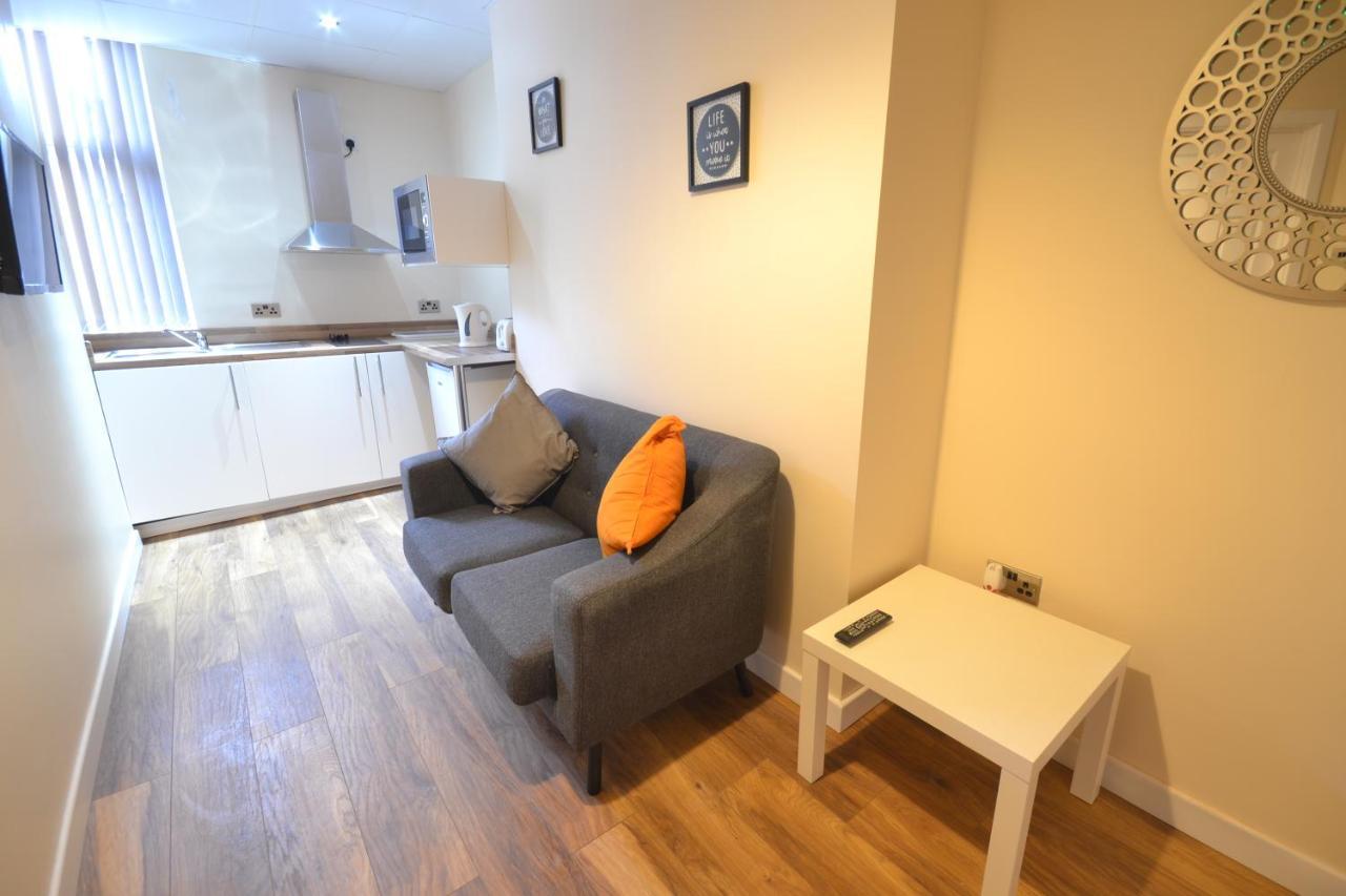 Premier Lodge Central Wolverhampton Bagian luar foto