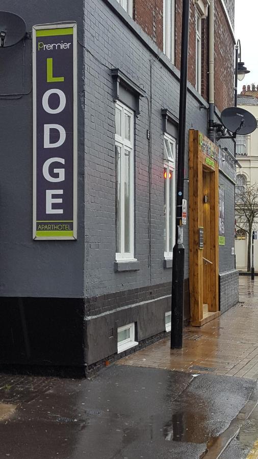 Premier Lodge Central Wolverhampton Bagian luar foto