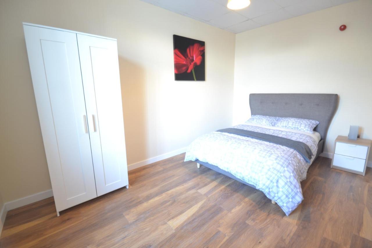 Premier Lodge Central Wolverhampton Bagian luar foto
