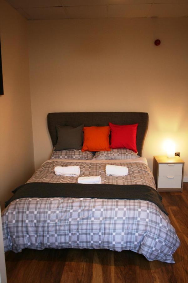 Premier Lodge Central Wolverhampton Bagian luar foto